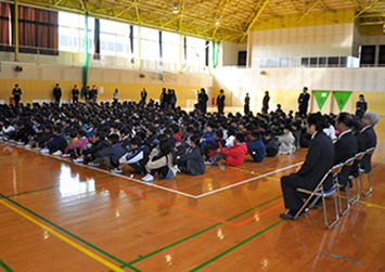 第5回 未来へつなごう日出町小中学生の善行表彰者、表彰式（日出RC）