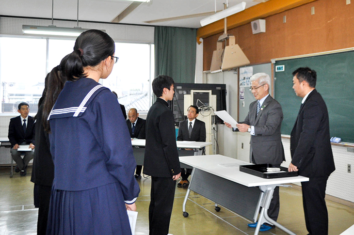 令和元年度第7回日出町小中学校善行表彰（日出RC）