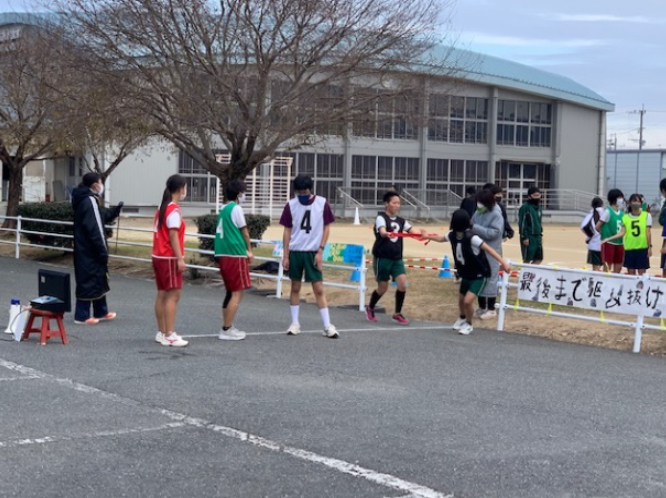 ひのくに高等支援学校「オリンピック・パラリンピック　ムーブメント講演会」支援のＴシャツ贈呈式（熊本江南RC）