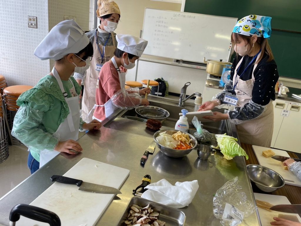 「子ども達集まれ‼日本の文化と職業体験」（大分城西ロータリークラブ）