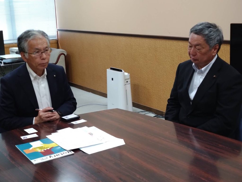 由布市長・保健所長表敬訪問（湯布院RC）