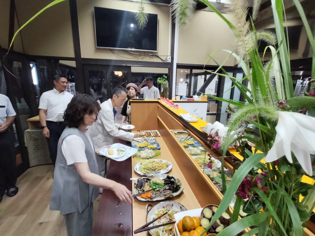 ５クラブ一緒に味わう郷土の食と焼酎（人吉RC）